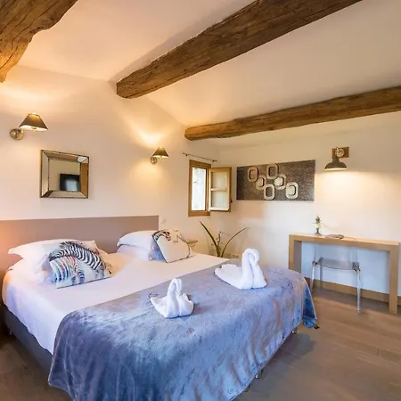 Maison D'Une Chambre Avec Piscine Partagee Jacuzzi Et Jardin Clos A Porto Vecchio A 2 Km De La Plage * بورتو فيكشْيو