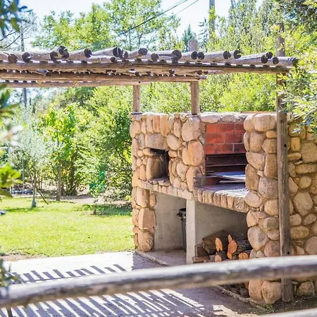 Maison D'Une Chambre Avec Piscine Partagee Jacuzzi Et Jardin Clos A Porto Vecchio A 2 Km De La Plage بيت للعطل *